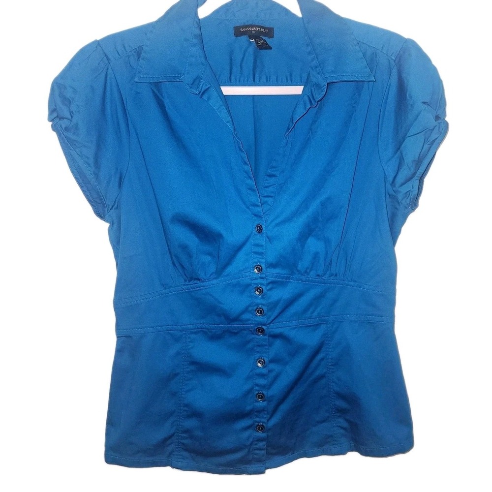 Banana Republic Royal Blue Short Sleeve Button Top Blouse
Size 12